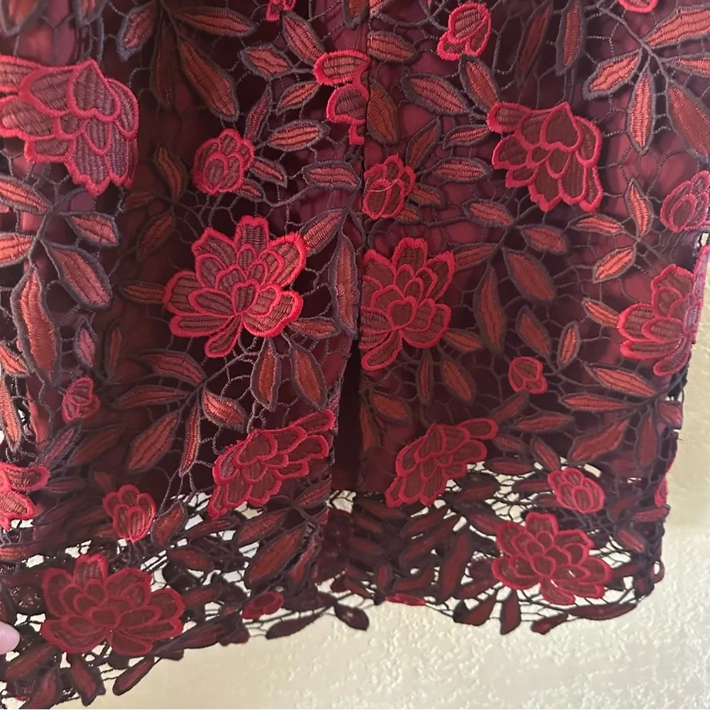 White House Black Market Red tonal Floral pencil sheath Lace Midi Dress - Picture 5 of 6